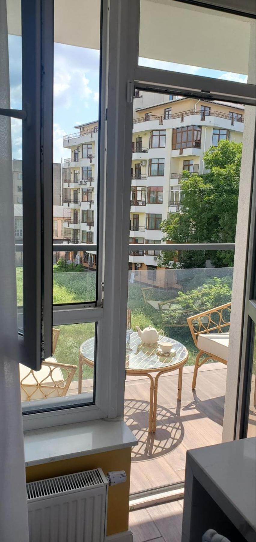 Apart-Terrace On Baker Street Lviv Exterior photo