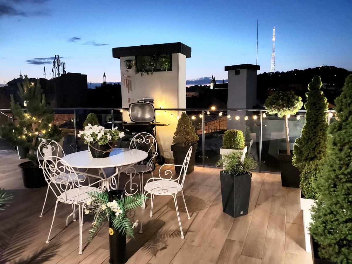 Apart-Terrace On Baker Street Lviv Exterior photo